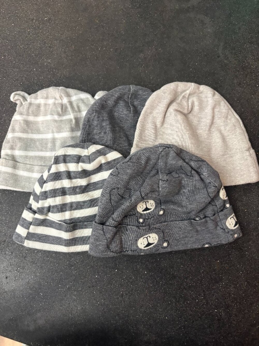 Baby Neutral Newborn Beanie Hats 5-Piece Bundle 0-6 months